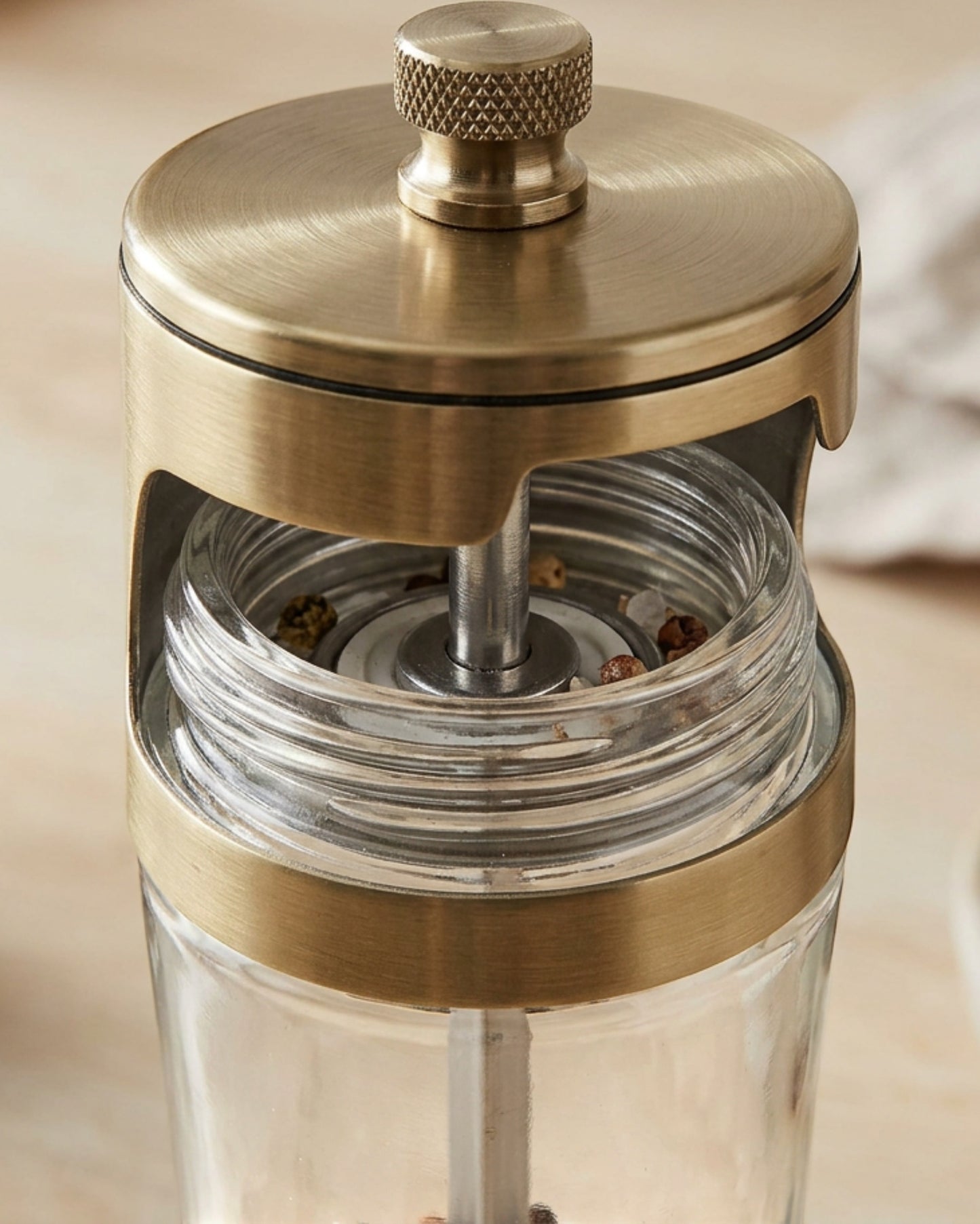 Ympxg Manual Glass Pepper Salt Mills Brass 6.5 in Set